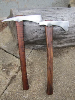 axes2.webp