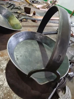 hanging skillet.webp